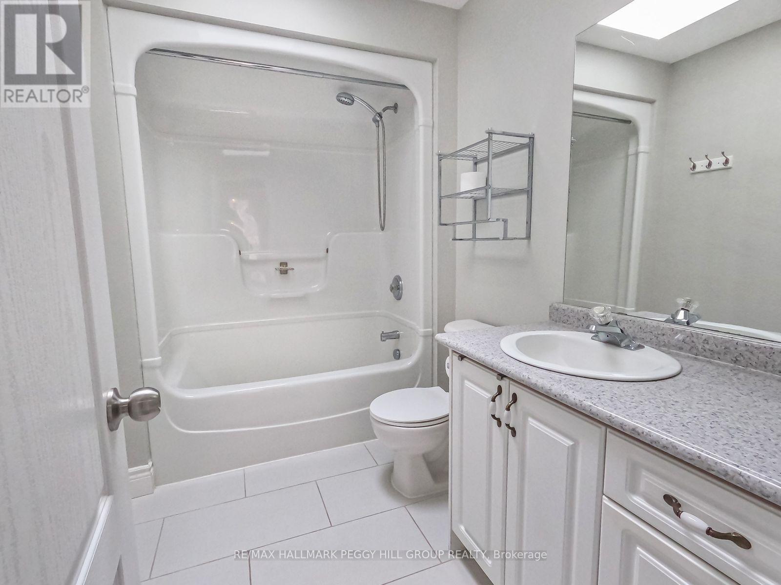 42 Royal Beech Drive, Wasaga Beach, Ontario  L9Z 1H2 - Photo 6 - S12780266