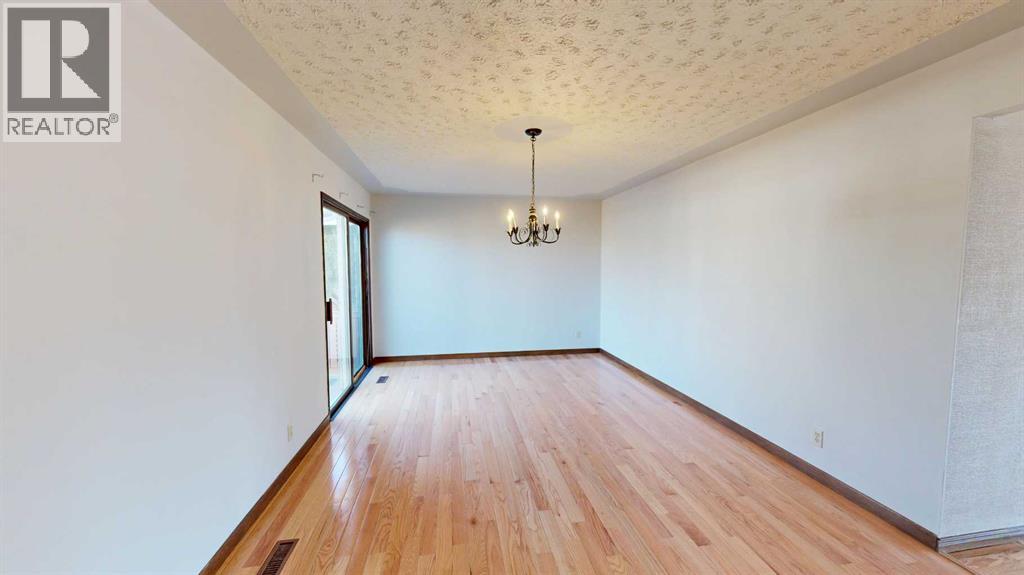 1714 St Andrew Road N, Lethbridge, Alberta  T1H 4L8 - Photo 9 - A2276559