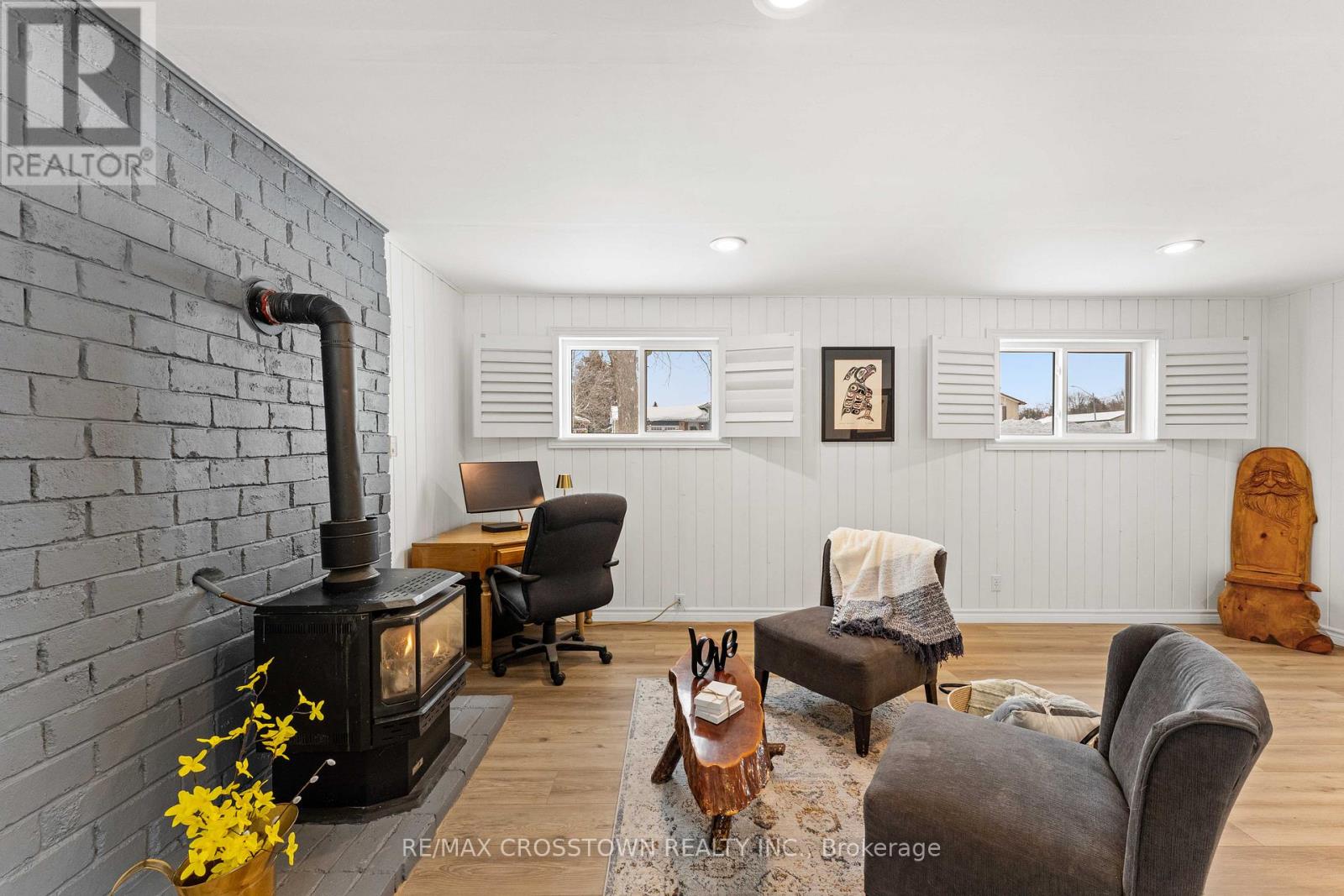 226 Thornton Avenue, Essa, Ontario  L0L 2N0 - Photo 19 - N12779886