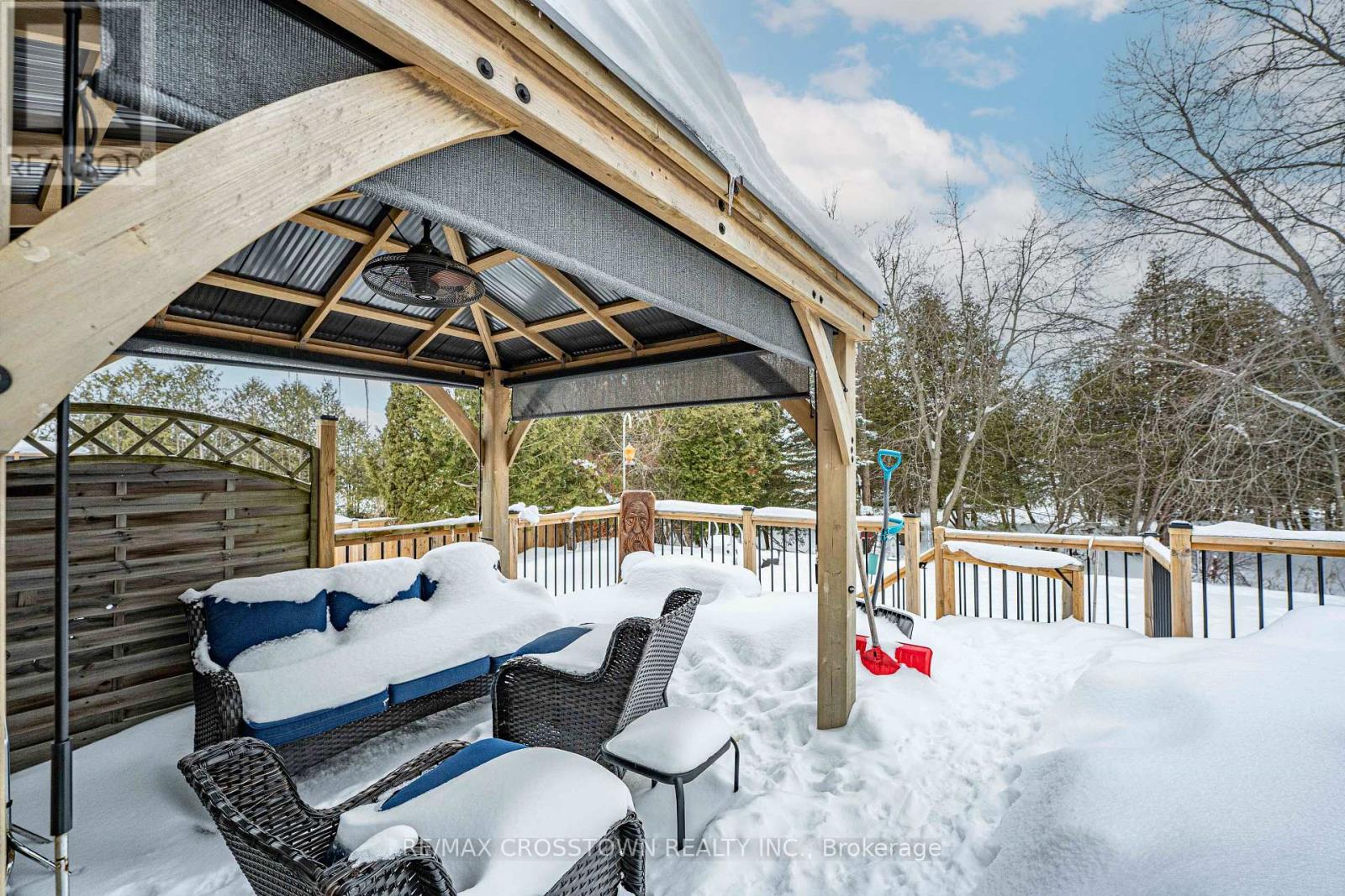 226 Thornton Avenue, Essa, Ontario  L0L 2N0 - Photo 22 - N12779886