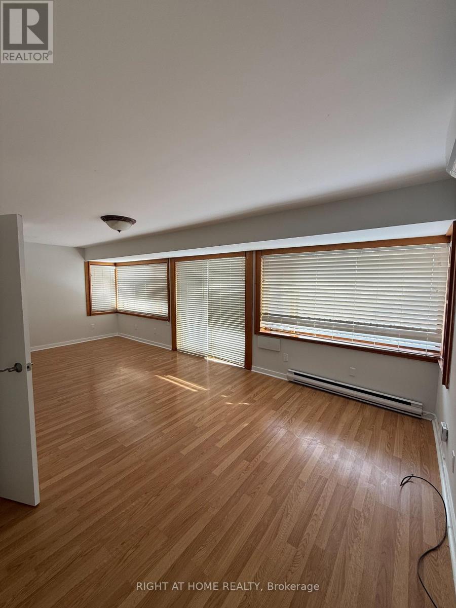 2673 Lake Shore Boulevard W, Toronto, Ontario  M8V 1G6 - Photo 29 - W12780100
