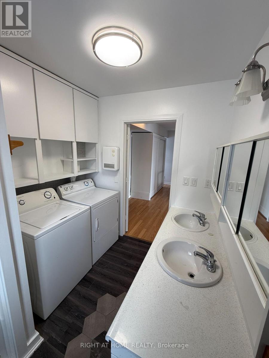 2673 Lake Shore Boulevard W, Toronto, Ontario  M8V 1G6 - Photo 32 - W12780100