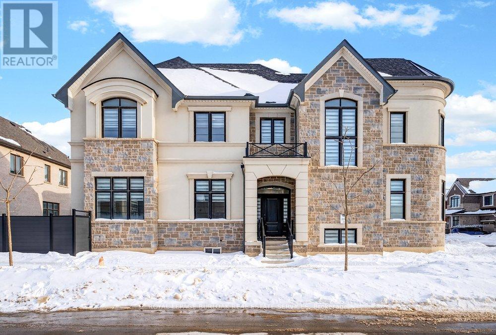 1404 Lynx Gardens, Oakville, Ontario  L6H 3W8 - Photo 3 - W12780162