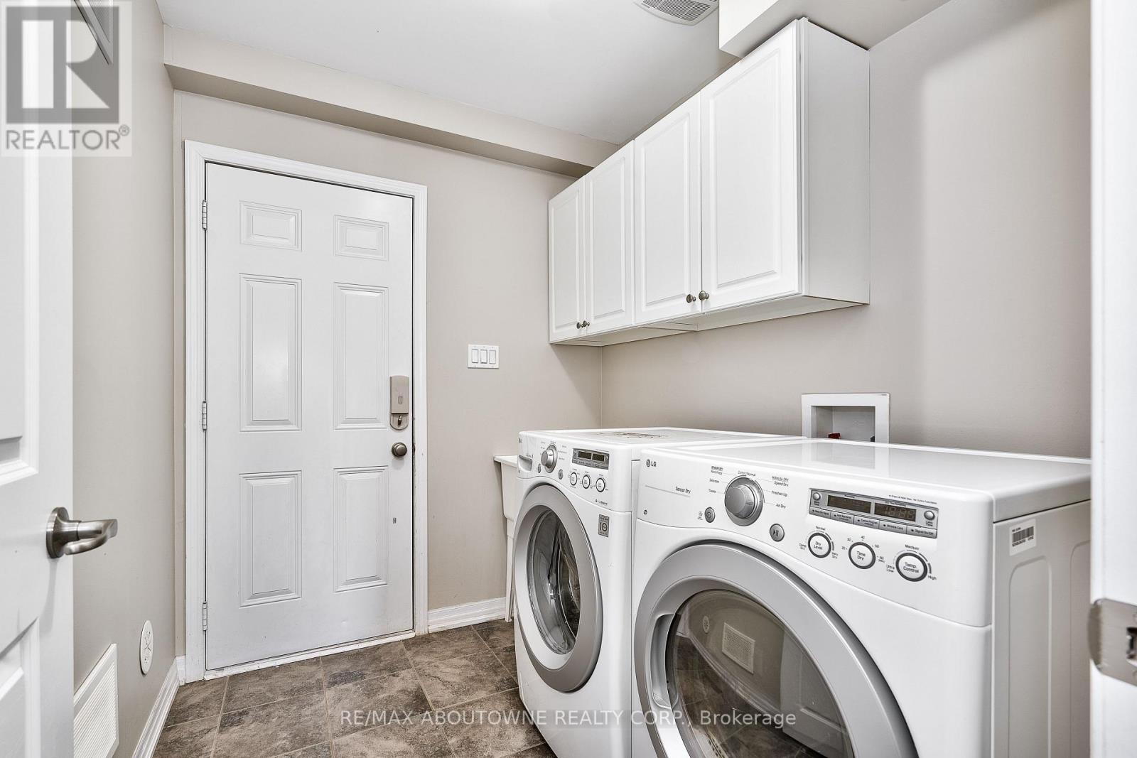 20 - 3002 Preserve Drive, Oakville, Ontario  L6M 0V2 - Photo 13 - W12780192