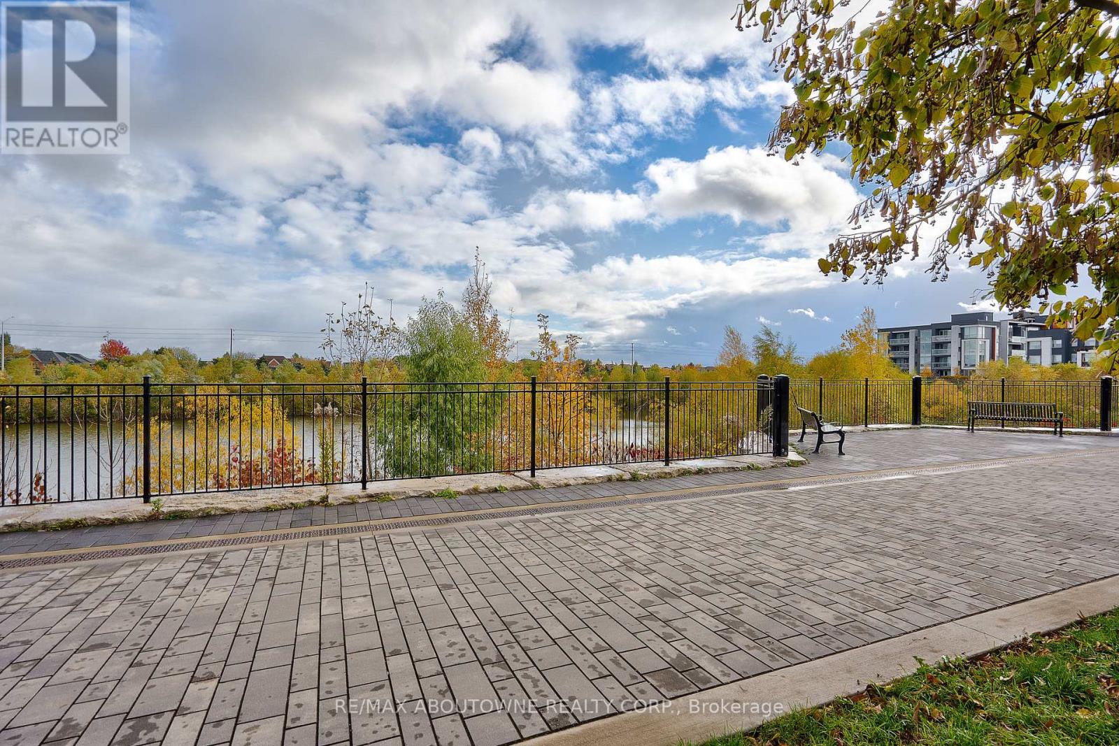 20 - 3002 Preserve Drive, Oakville, Ontario  L6M 0V2 - Photo 27 - W12780192