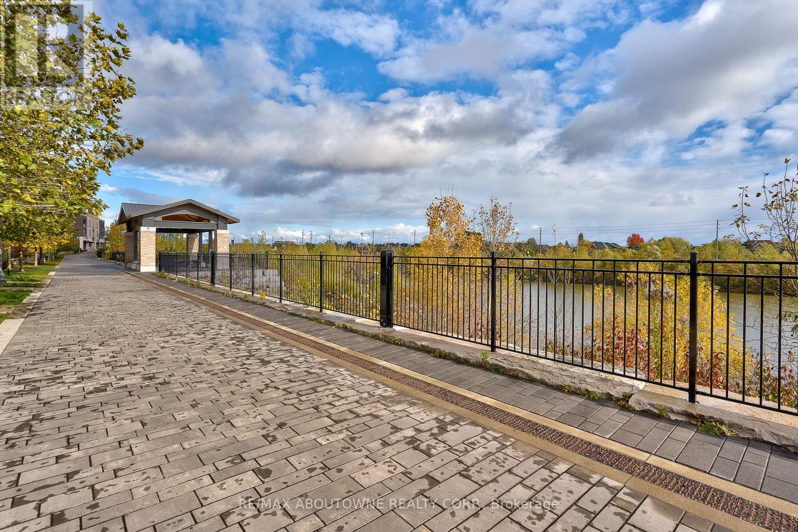 20 - 3002 Preserve Drive, Oakville, Ontario  L6M 0V2 - Photo 28 - W12780192