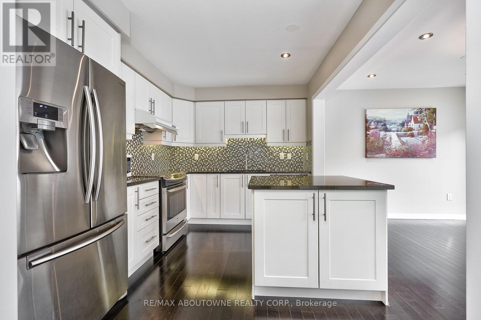 20 - 3002 Preserve Drive, Oakville, Ontario  L6M 0V2 - Photo 7 - W12780192