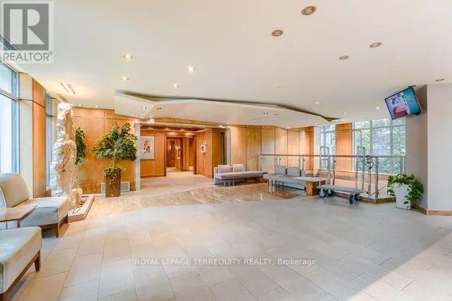 506 - 2121 Lake Shore Boulevard W, Toronto, Ontario  M8V 4E9 - Photo 5 - W12780202