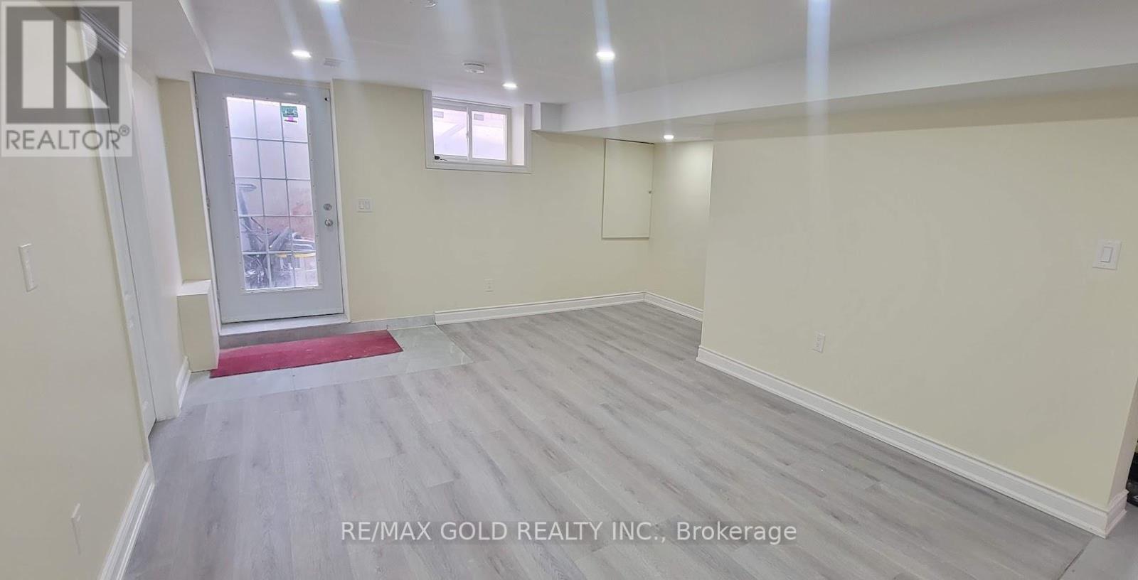 34 Argyle Crescent, Brampton, Ontario  L6T 1N1 - Photo 14 - W12780252