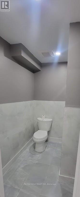 34 Argyle Crescent, Brampton, Ontario  L6T 1N1 - Photo 18 - W12780252