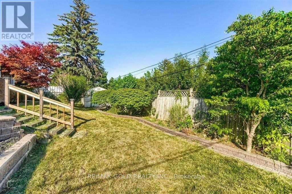 34 Argyle Crescent, Brampton, Ontario  L6T 1N1 - Photo 22 - W12780252