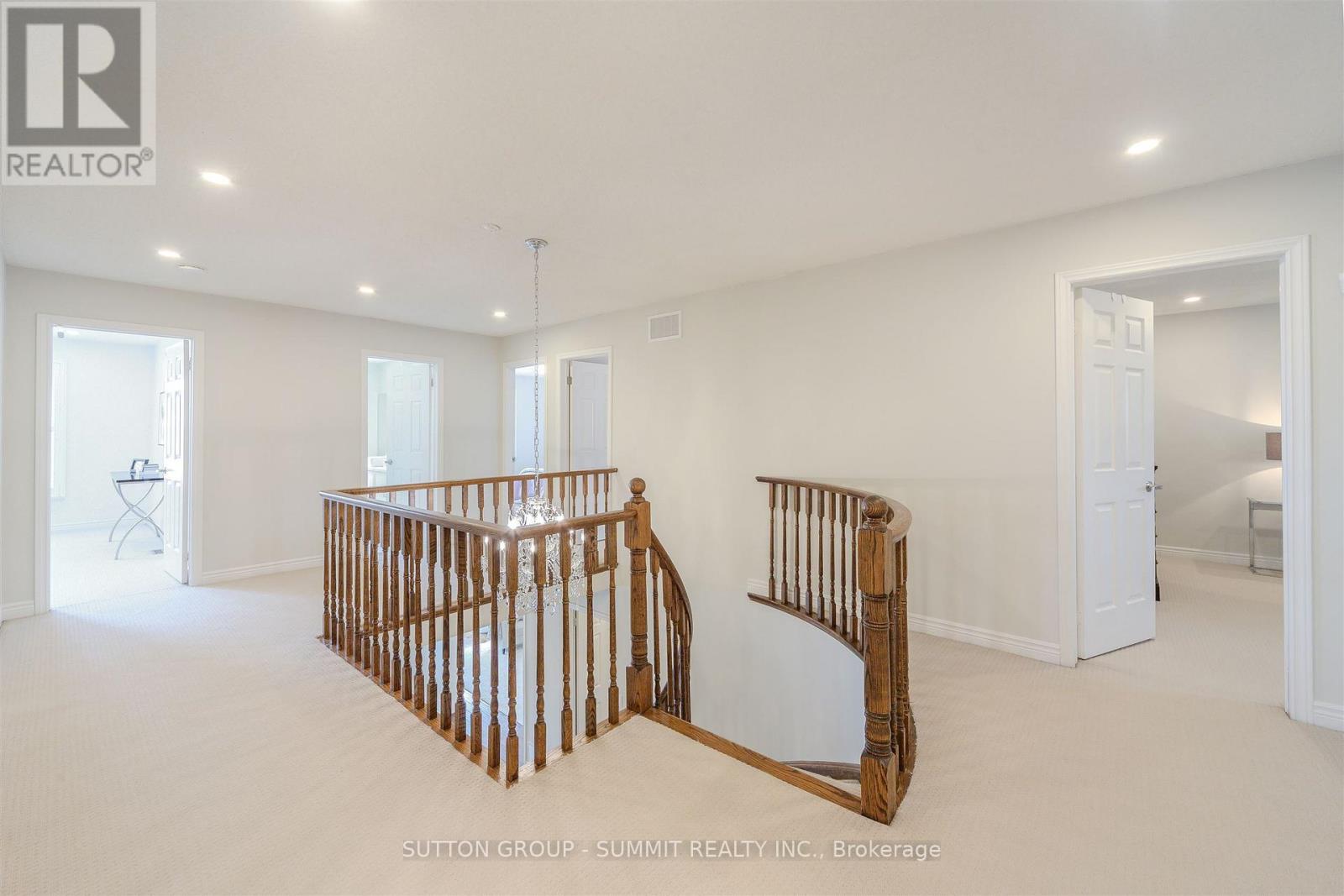 1104 Ambercroft Lane, Oakville, Ontario  L6M 1Z2 - Photo 22 - W12780256