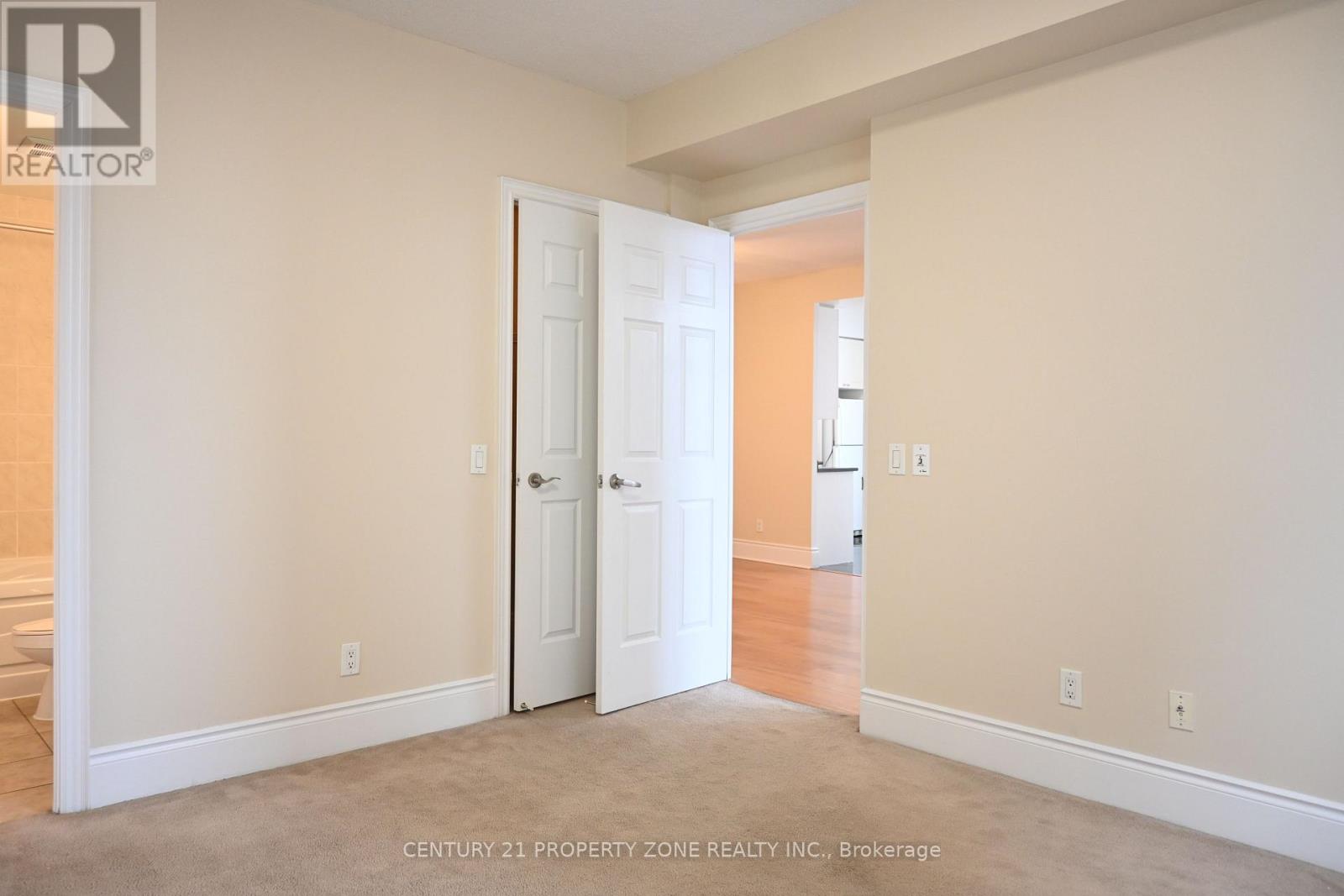 320 - 5233 Dundas Street W, Toronto, Ontario  M9B 6M1 - Photo 18 - W12682758