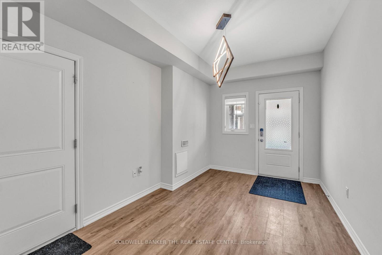 38 - 124 Compass Trail, Cambridge, Ontario  N3E 0E3 - Photo 3 - X12780106