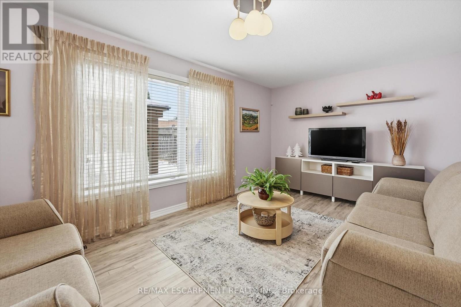 41 Tanglewood Drive, Hamilton, Ontario  L0R 1C0 - Photo 6 - X12780142