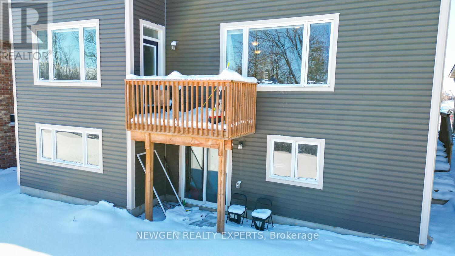 9218 White Oak Avenue N, Niagara Falls, Ontario  L2G 0E9 - Photo 46 - X12780144