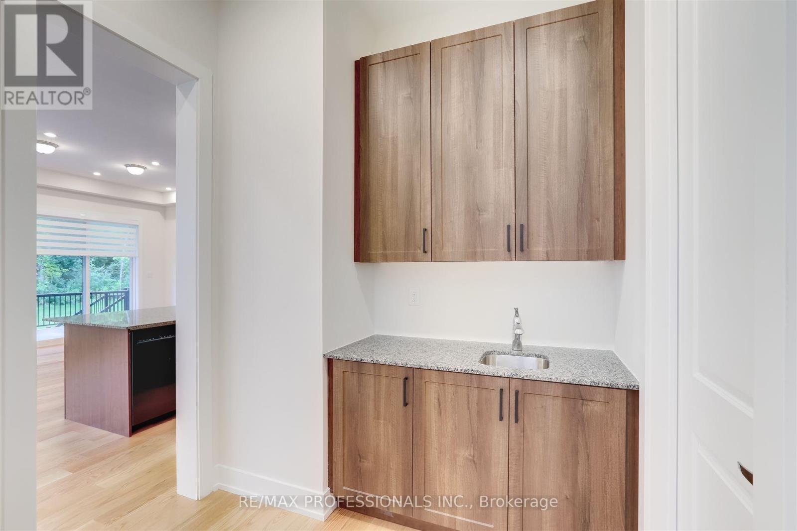 118 Dorothy Drive, Blue Mountains, Ontario  N0H 1J0 - Photo 14 - X12780174