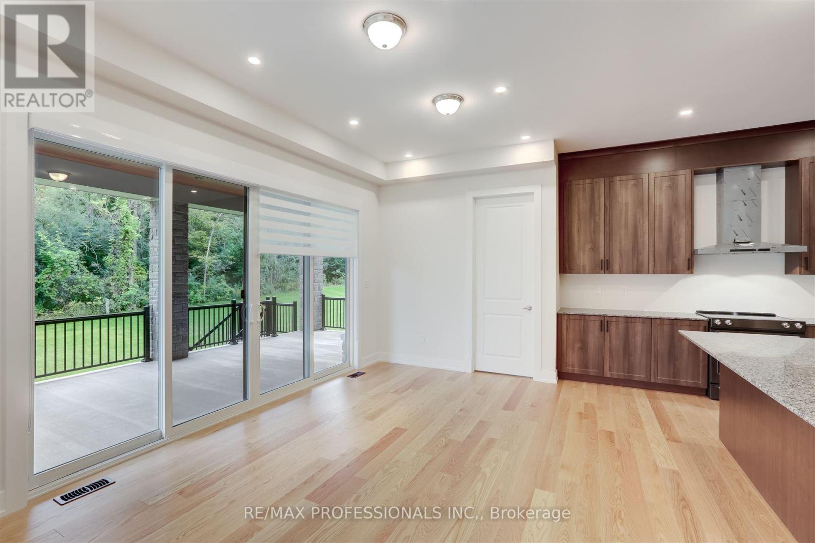 118 Dorothy Drive, Blue Mountains, Ontario  N0H 1J0 - Photo 13 - X12780190