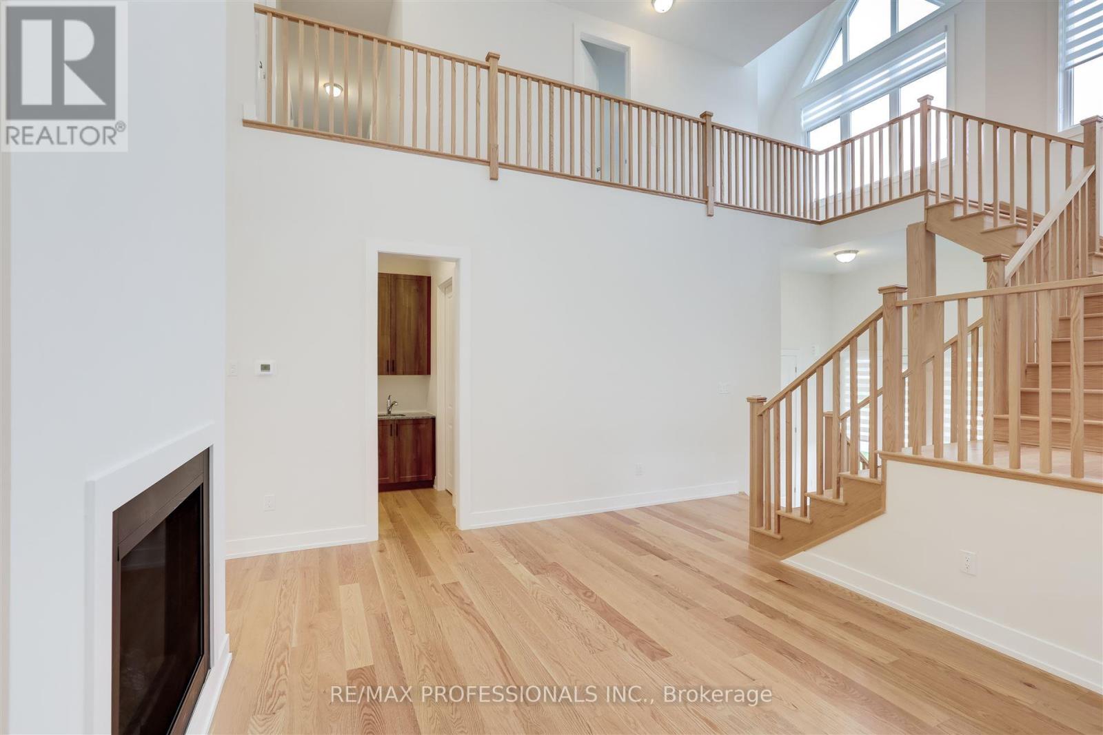 118 Dorothy Drive, Blue Mountains, Ontario  N0H 1J0 - Photo 3 - X12780190