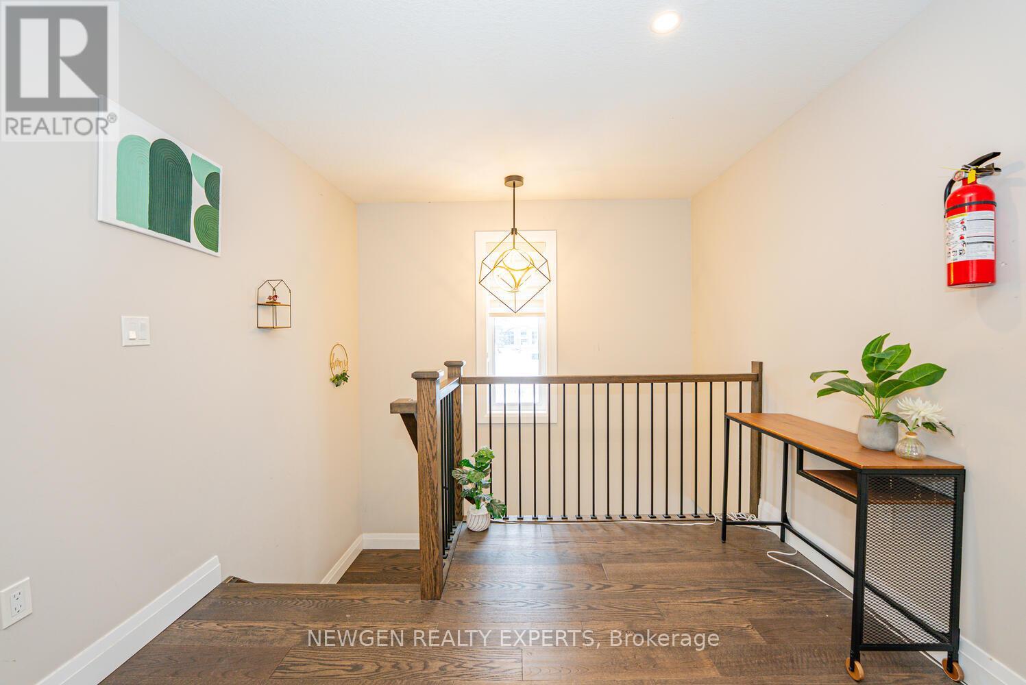 23 Forfar Avenue, Kitchener, Ontario  N2B 2Z7 - Photo 20 - X12780200