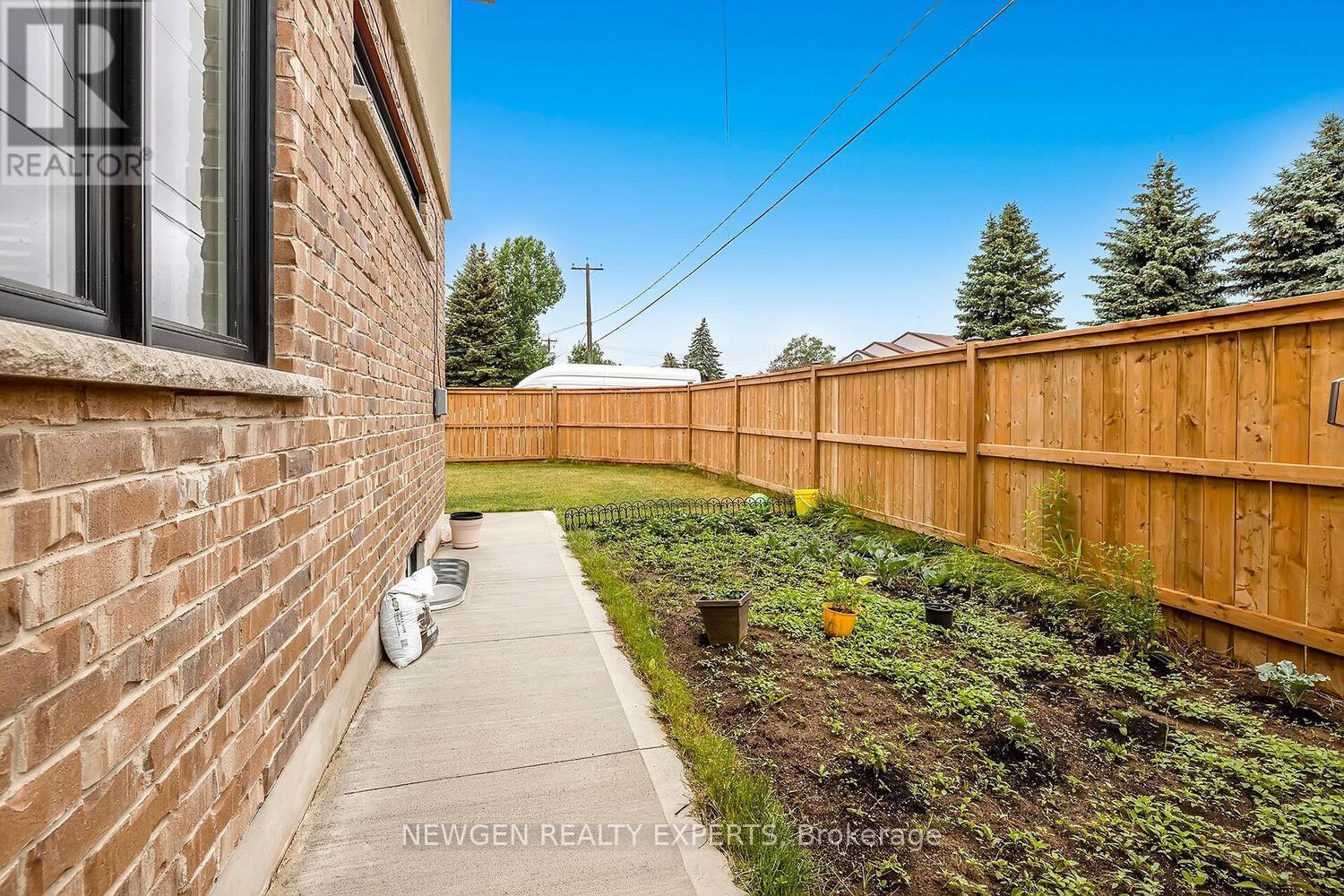 23 Forfar Avenue, Kitchener, Ontario  N2B 2Z7 - Photo 42 - X12780200