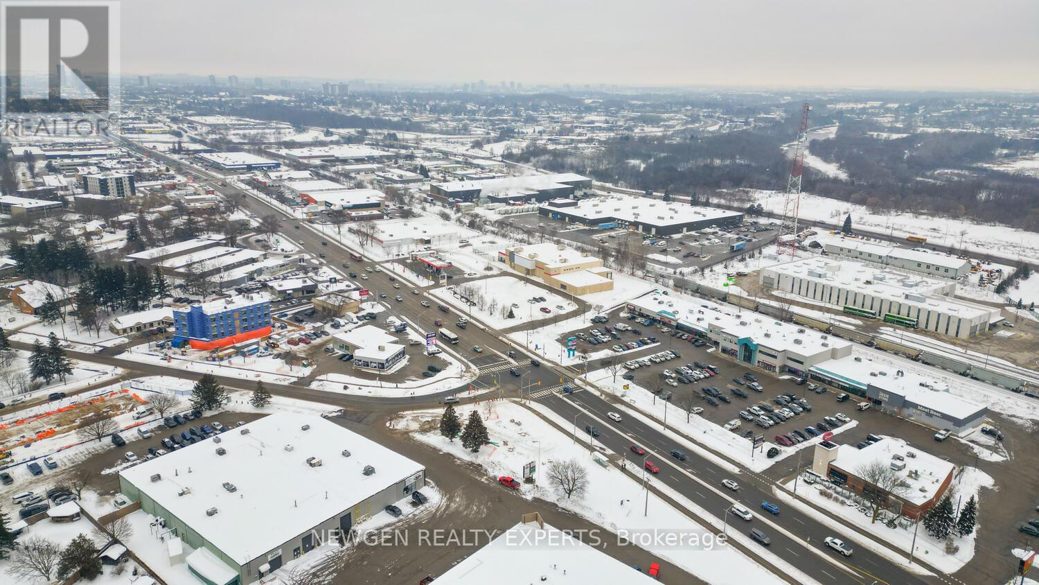 23 Forfar Avenue, Kitchener, Ontario  N2B 2Z7 - Photo 47 - X12780200