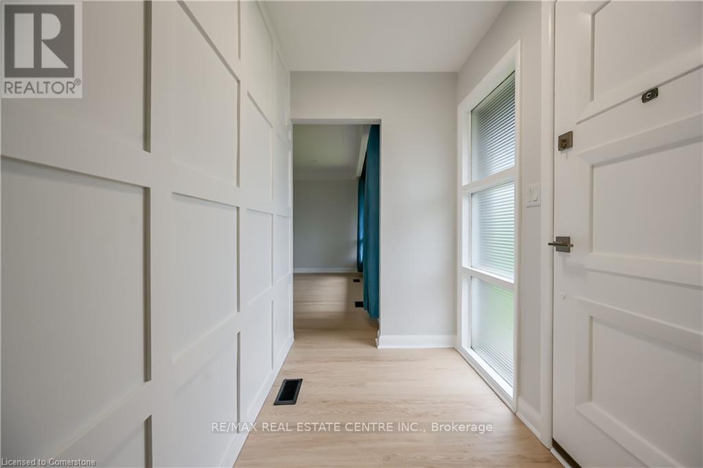 Upper - 738 Mohawk Road E, Hamilton, Ontario  L8T 2R1 - Photo 14 - X12780206