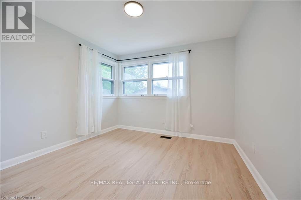 Upper - 738 Mohawk Road E, Hamilton, Ontario  L8T 2R1 - Photo 20 - X12780206