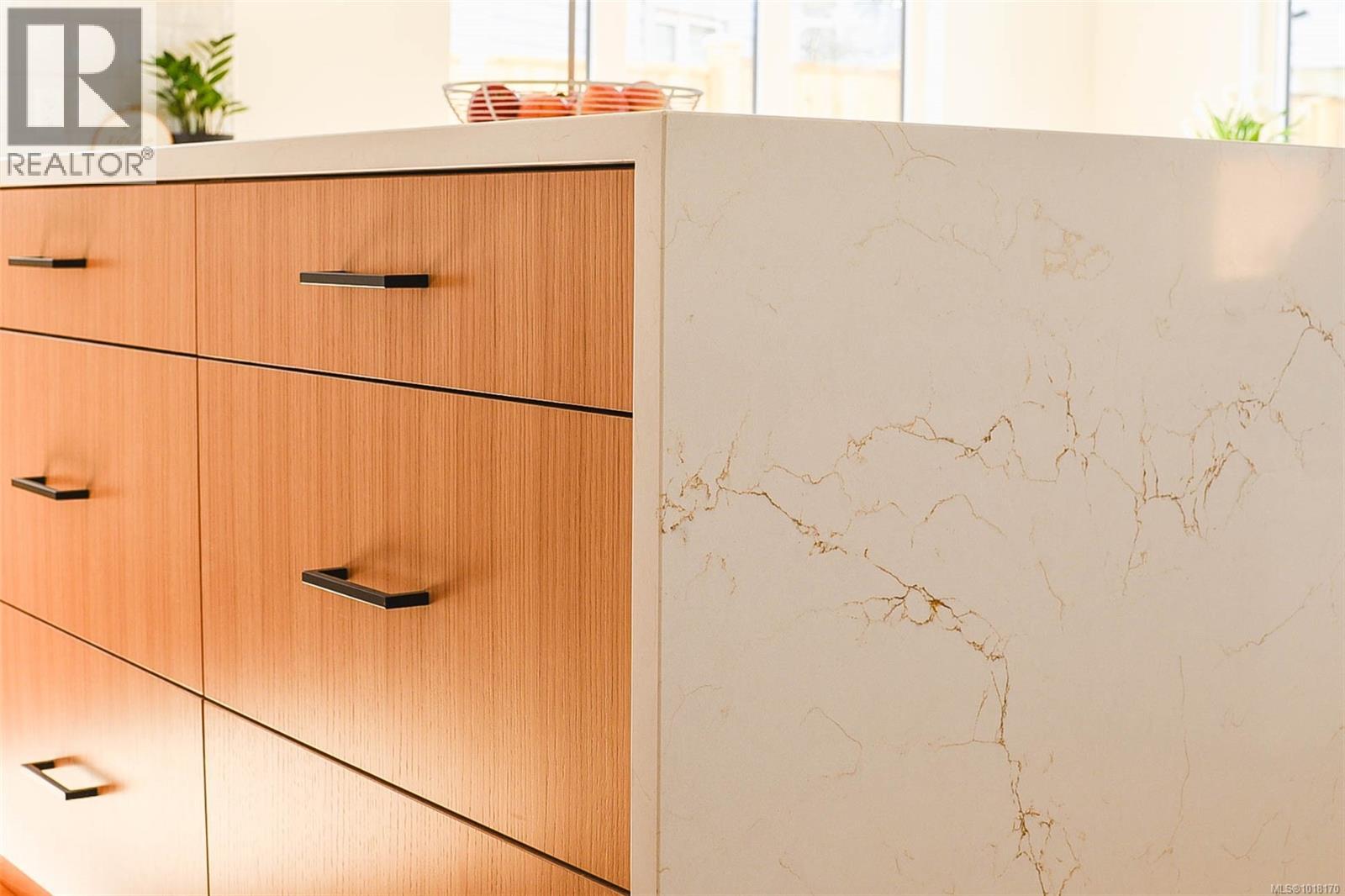 327 Wisteria St, Parksville, British Columbia  V9P 1E1 - Photo 7 - 1018170