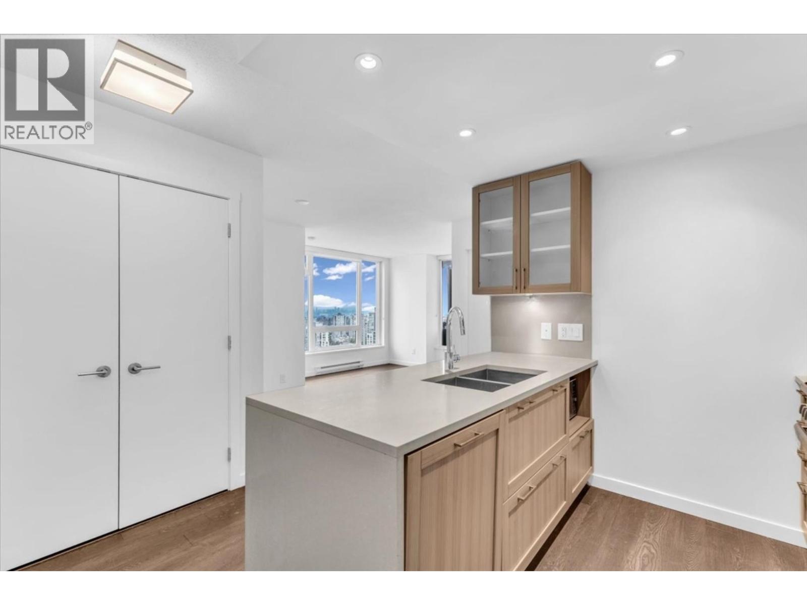 2502 5665 Boundary Road, Vancouver, British Columbia  V5R 0E4 - Photo 11 - R3088530