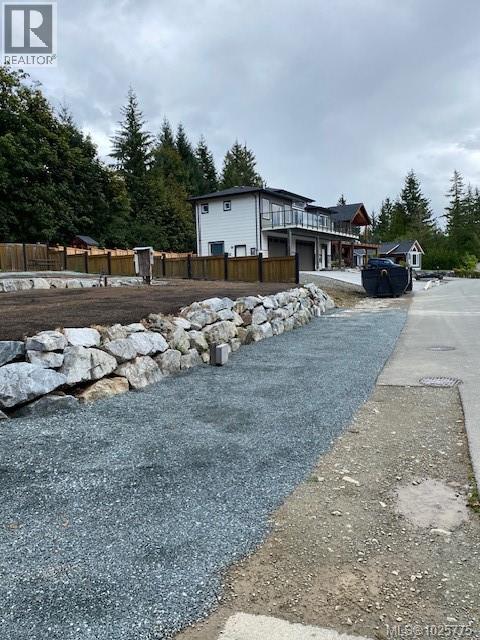 10415 Marina Vista Dr, Port Alberni, British Columbia  V9Y 8Z7 - Photo 5 - 1025775