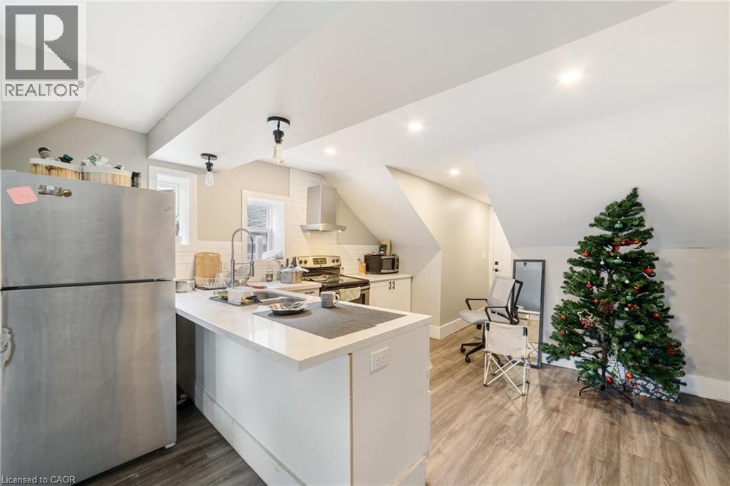 29 Gibson Avenue, Hamilton, Ontario  L8L 6J4 - Photo 15 - 40804601