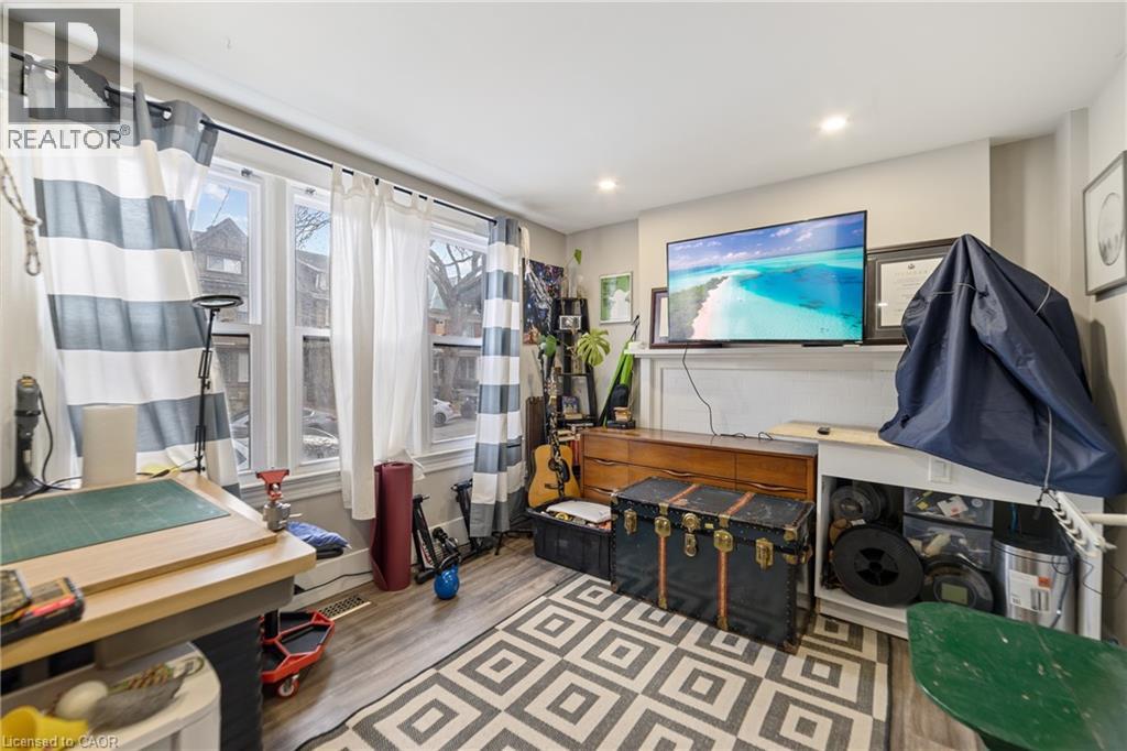 29 Gibson Avenue, Hamilton, Ontario  L8L 6J4 - Photo 8 - 40804601