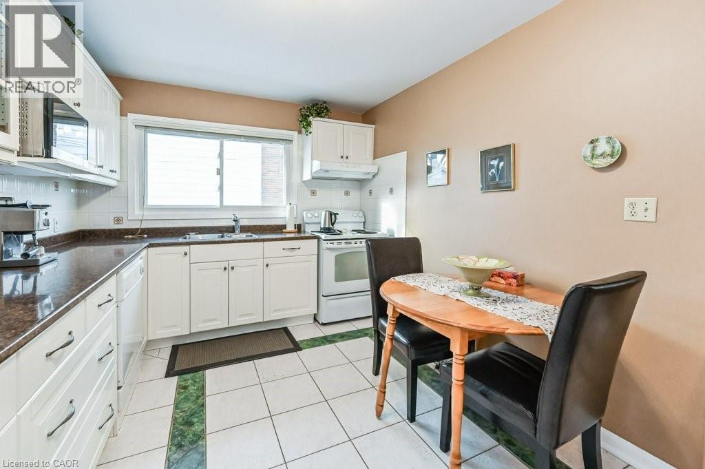 158 Fennell Avenue E, Hamilton, Ontario  L9A 1S3 - Photo 13 - 40804583