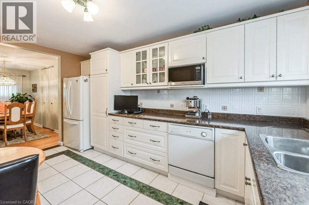 158 Fennell Avenue E, Hamilton, Ontario  L9A 1S3 - Photo 14 - 40804583