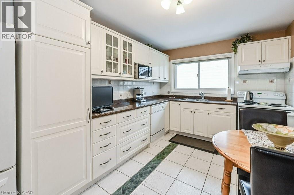 158 Fennell Avenue E, Hamilton, Ontario  L9A 1S3 - Photo 16 - 40804583