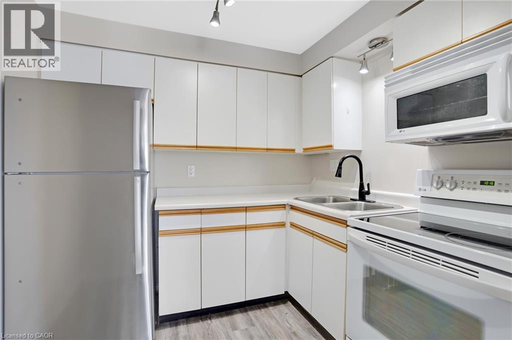 270 Eiwo Court Unit# 208, Waterloo, Ontario  N2K 2M6 - Photo 16 - 40804533