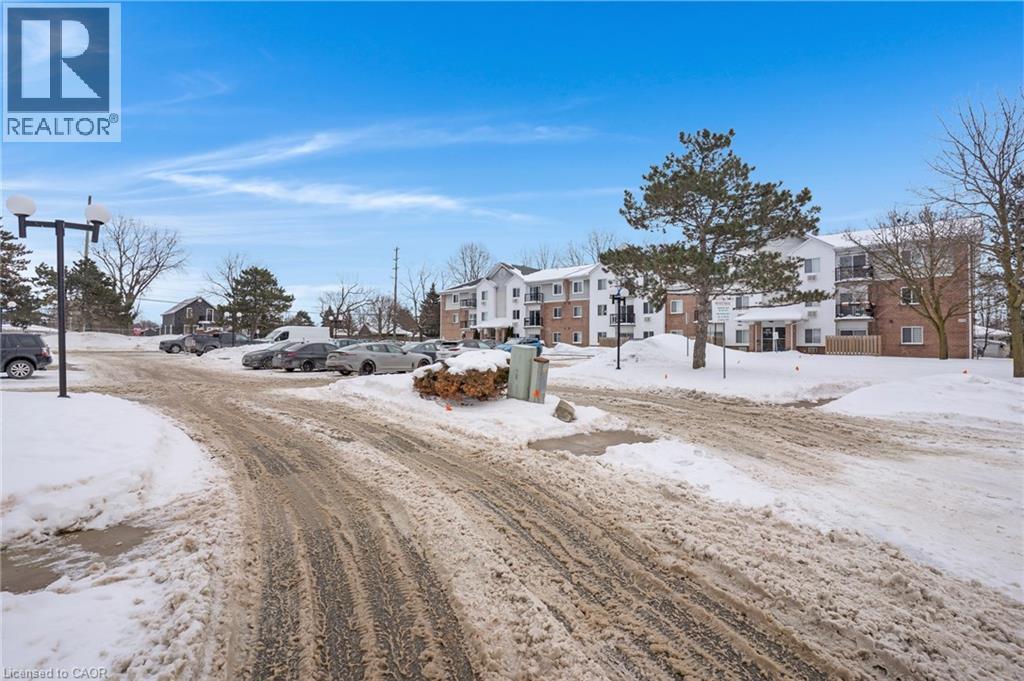 270 Eiwo Court Unit# 208, Waterloo, Ontario  N2K 2M6 - Photo 2 - 40804533