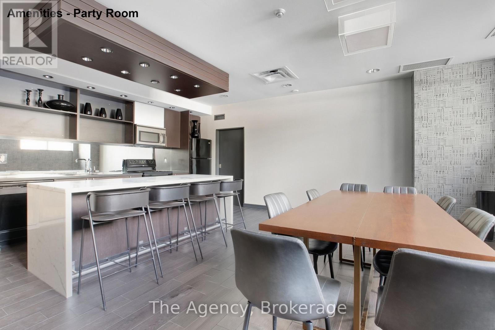 210 - 76 Shuter Street, Toronto, Ontario  M5B 1B4 - Photo 16 - C12780330