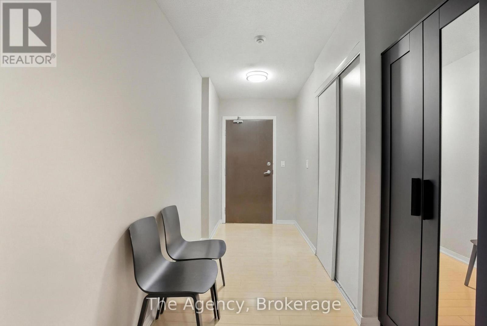 210 - 76 Shuter Street, Toronto, Ontario  M5B 1B4 - Photo 8 - C12780330