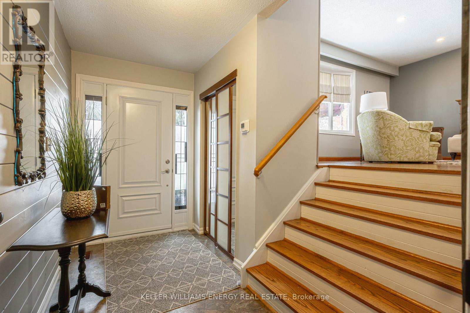 327 Keewatin Street S, Oshawa, Ontario  L1H 6Z9 - Photo 3 - E12780364