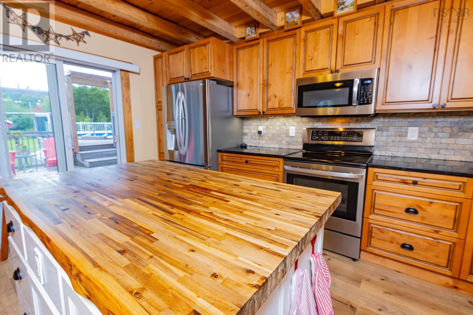 327 Brighton Road, Lockeport, Nova Scotia  B0T 1L0 - Photo 9 - 202521998