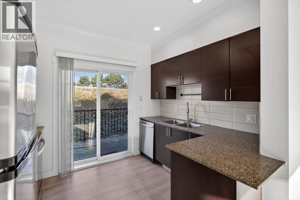 34 1211 Ewen Avenue, New Westminster, British Columbia  V3M 5E5 - Photo 5 - R3088973