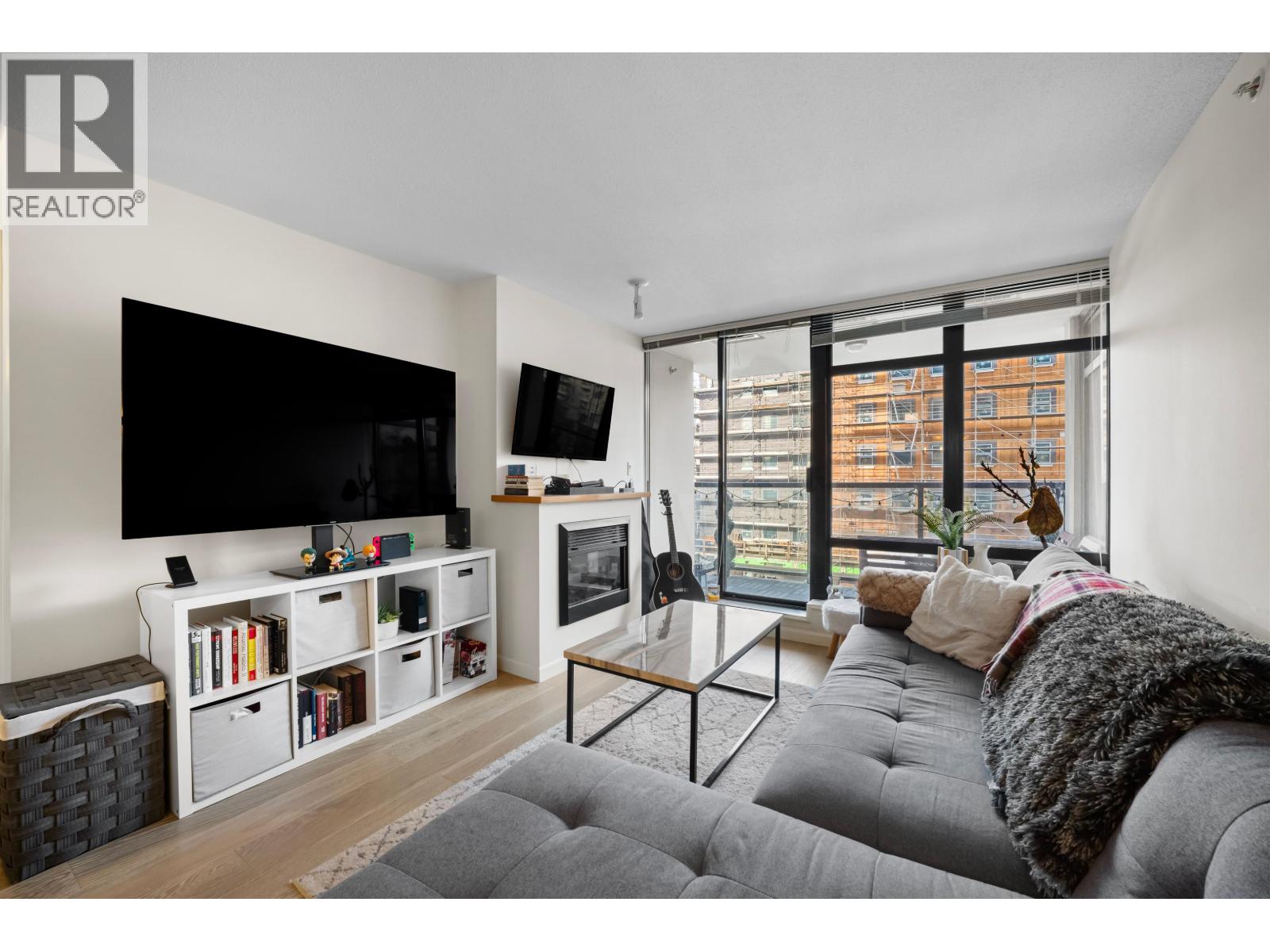 608 610 VICTORIA STREET, New Westminster, British Columbia