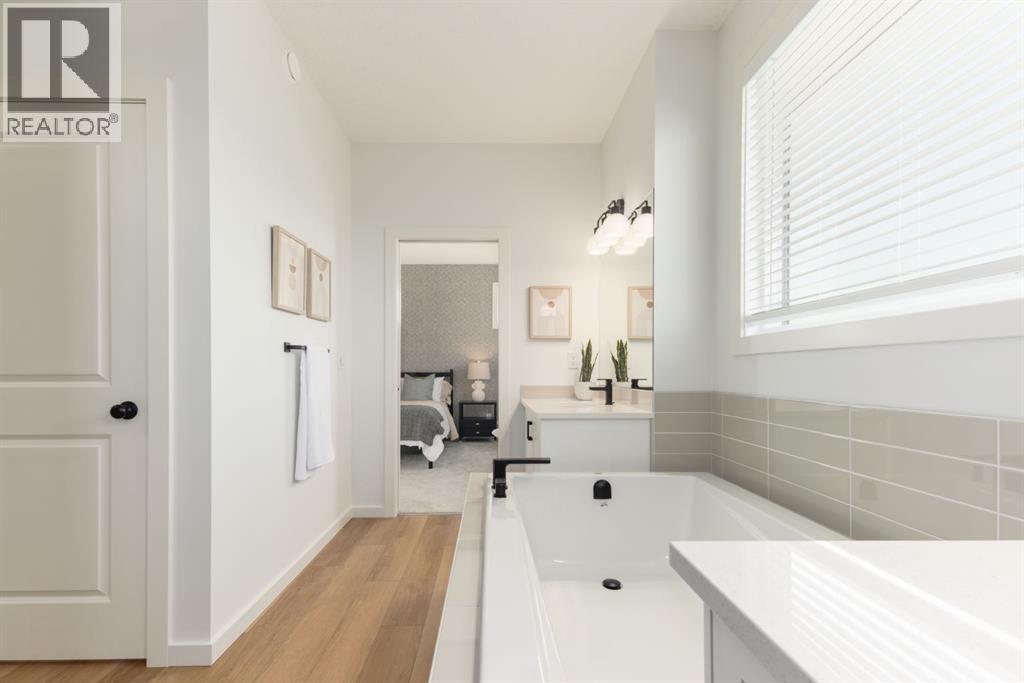 80 Creekside Path Sw, Calgary, Alberta  T2X 0G7 - Photo 31 - A2257842