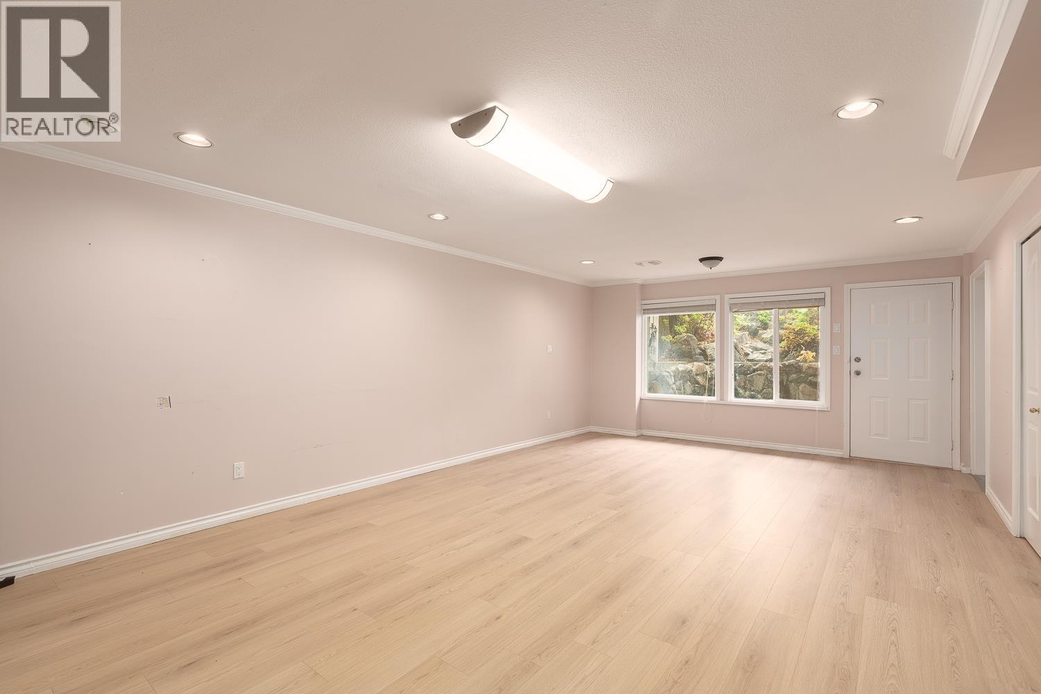 1989 W 52nd Avenue, Vancouver, British Columbia  V6P 1J6 - Photo 31 - R3088985