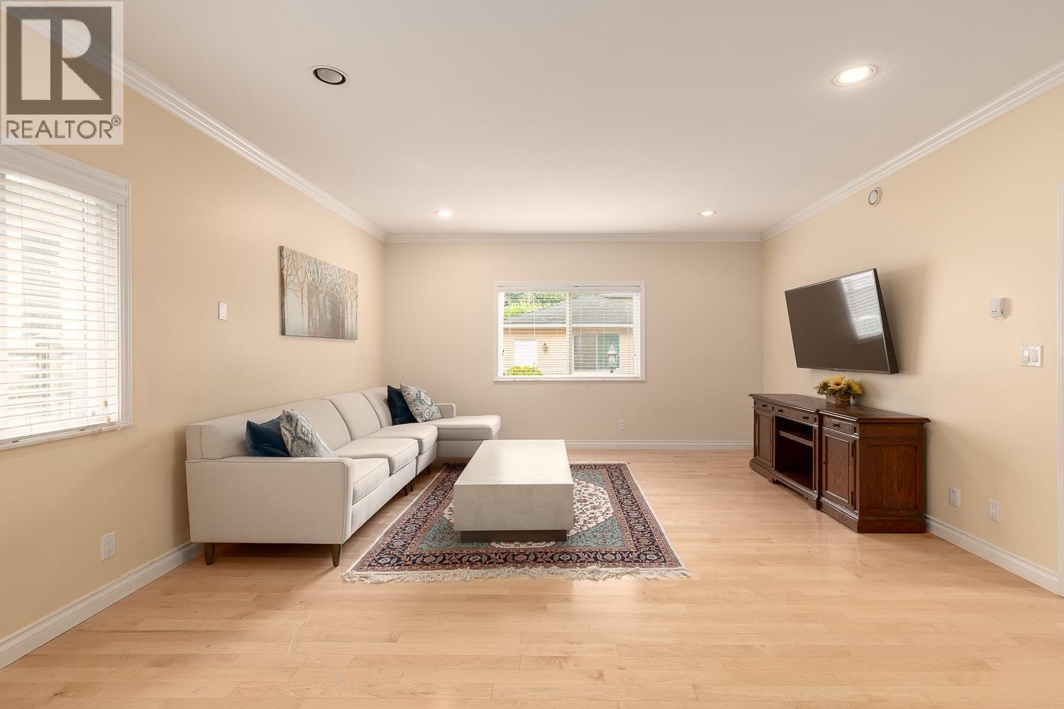 1989 W 52nd Avenue, Vancouver, British Columbia  V6P 1J6 - Photo 6 - R3088985