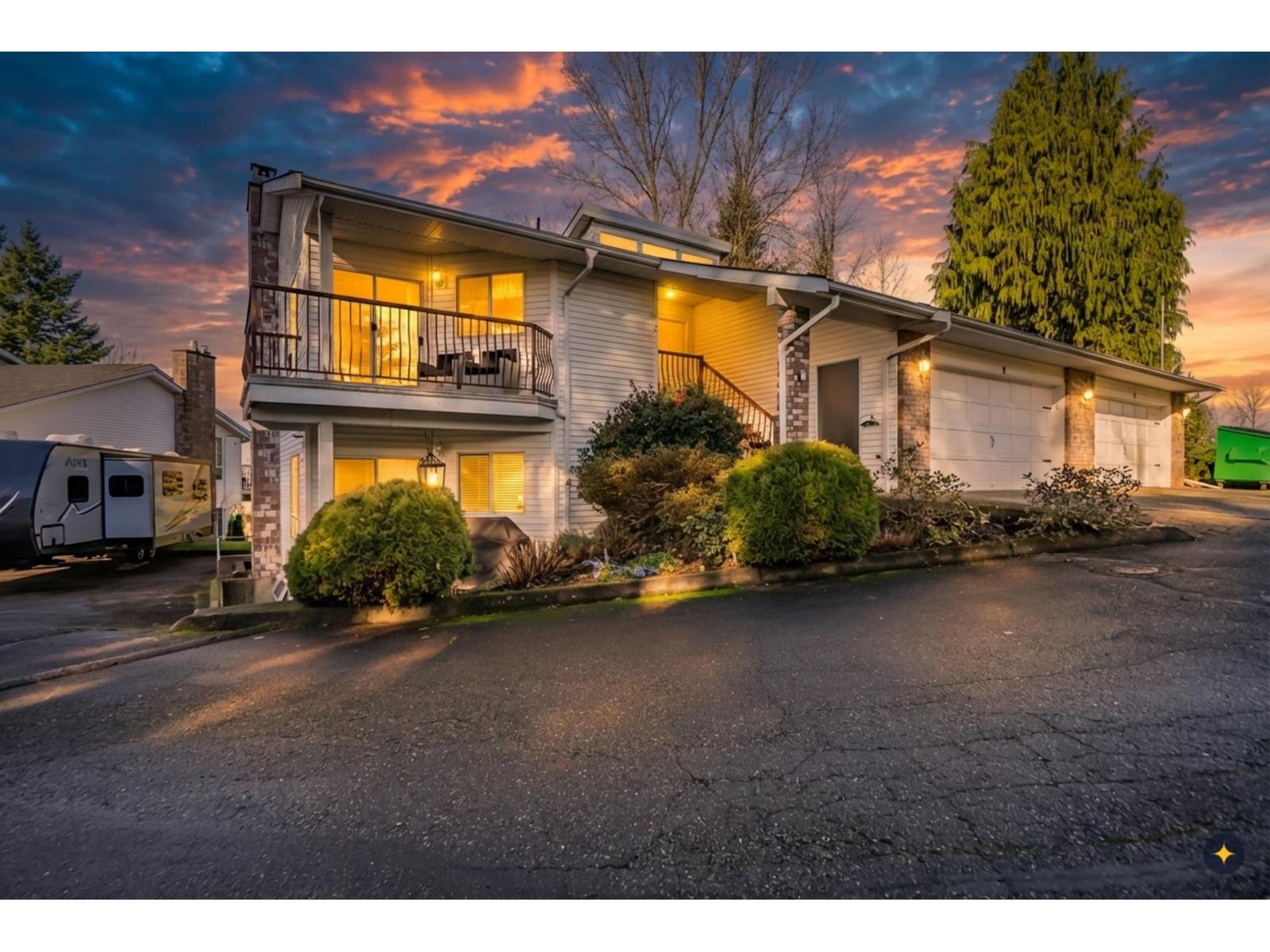 2 3632 BULKLEY STREET, Abbotsford, British Columbia