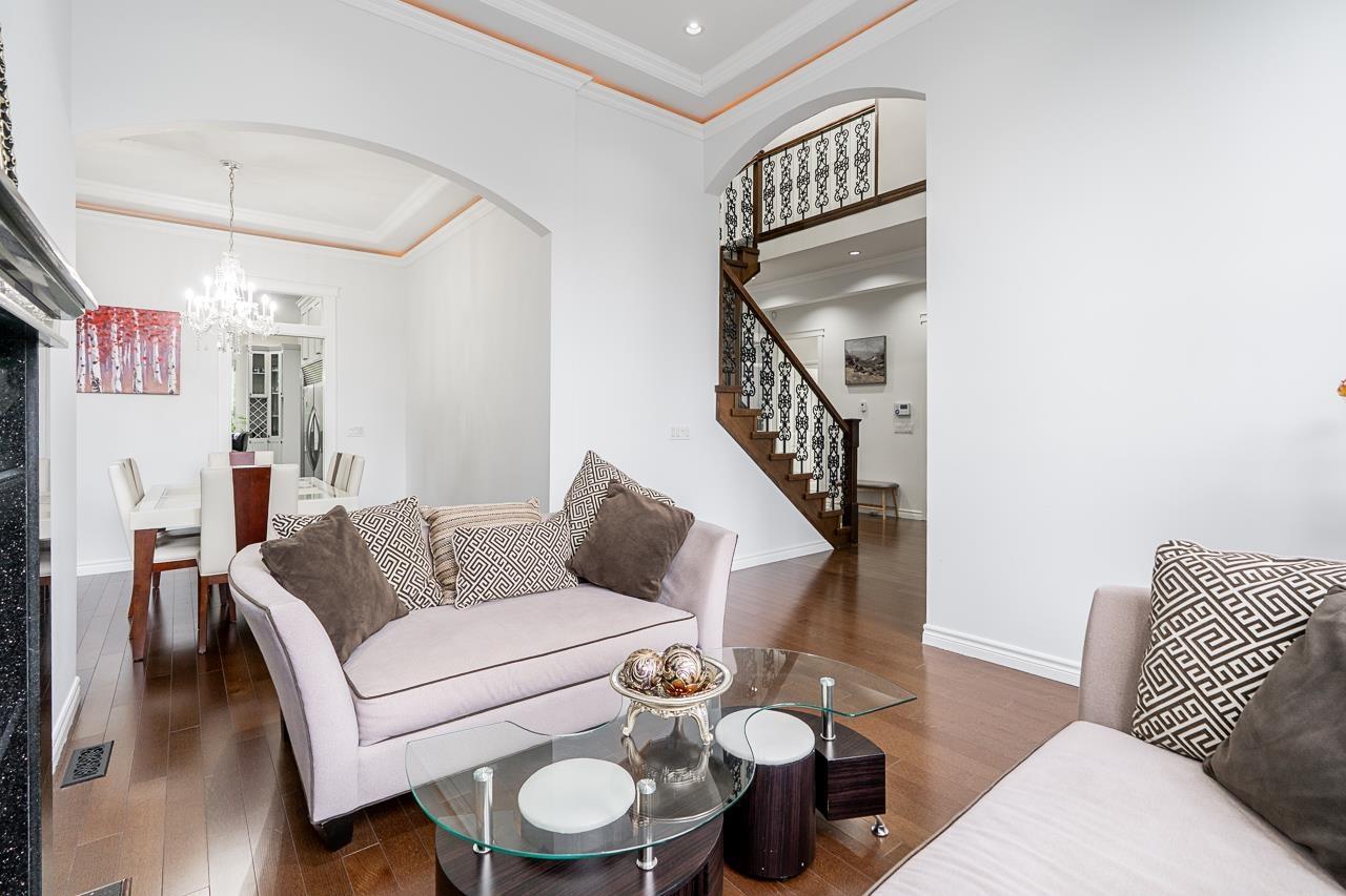 14867 76a Avenue, Surrey, British Columbia  V3S 1S3 - Photo 3 - R3086745