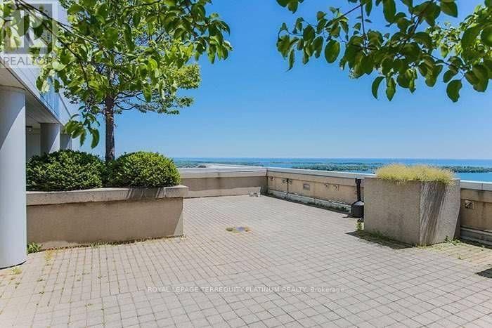 1421 - 25 The Esplanade, Toronto, Ontario  M5E 1W5 - Photo 12 - C12780380